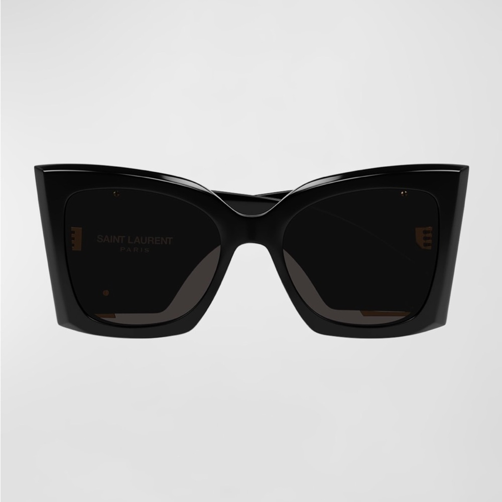 Saint Laurent "Blaze" cat-eye sunglasses in acetate
0322 - Picture 3 of 5